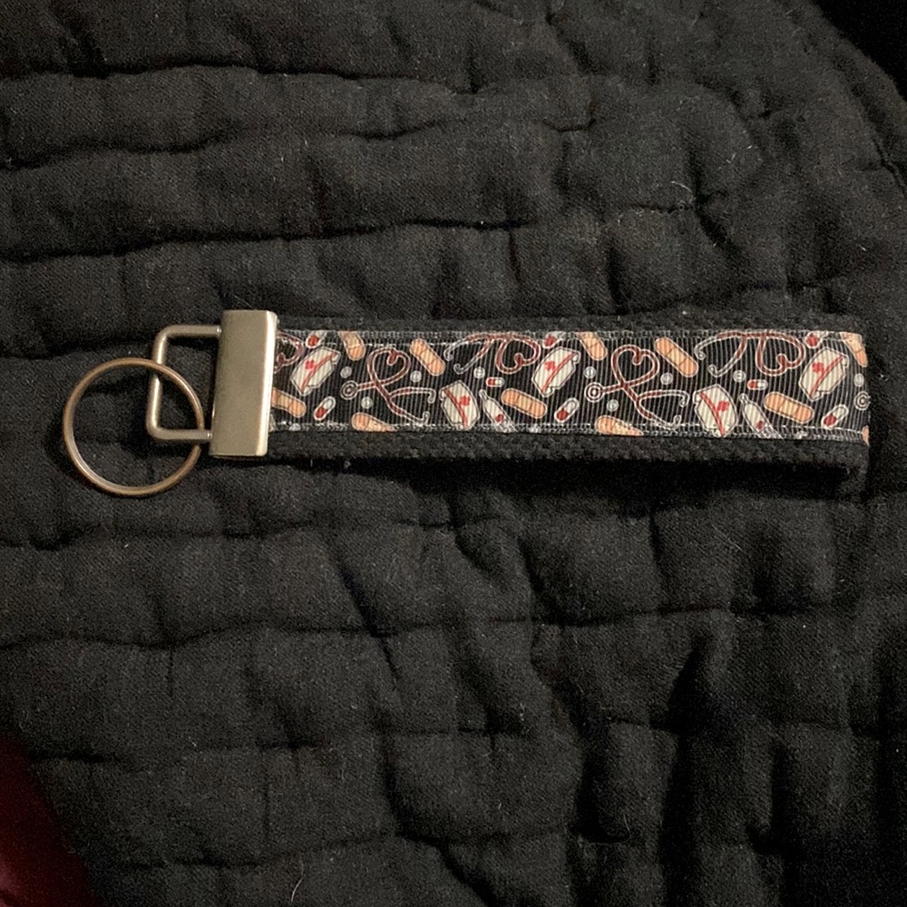 Nurse wristlet